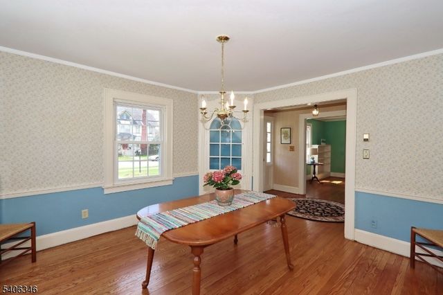 6 Manor Ave, Cranford Twp., NJ 07016