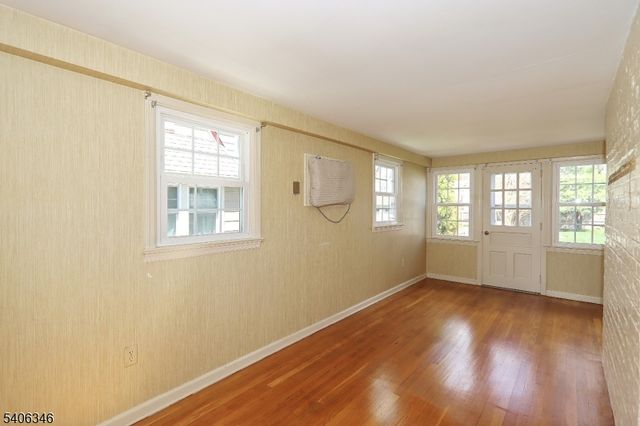 6 Manor Ave, Cranford Twp., NJ 07016