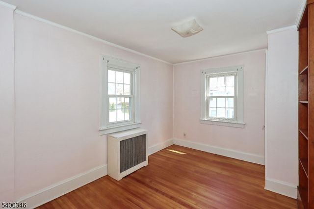 6 Manor Ave, Cranford Twp., NJ 07016