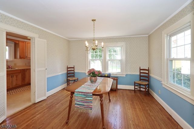 6 Manor Ave, Cranford Twp., NJ 07016
