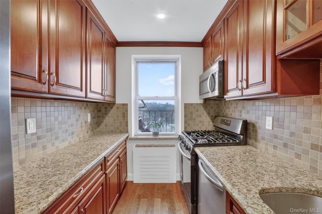 485 Bronx River Road C55, Yonkers, NY 10704