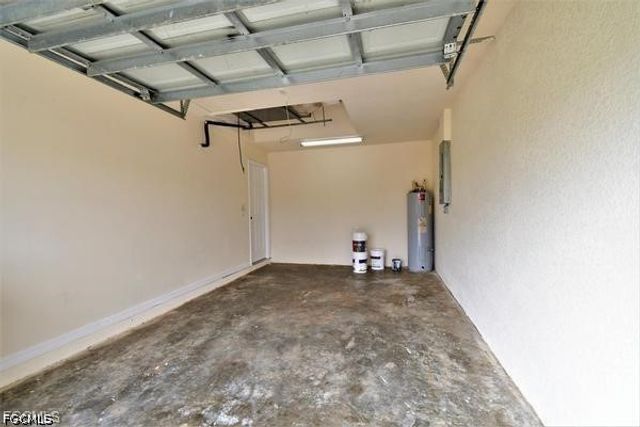 1062 Countess AVE, Lehigh Acres, FL 33974