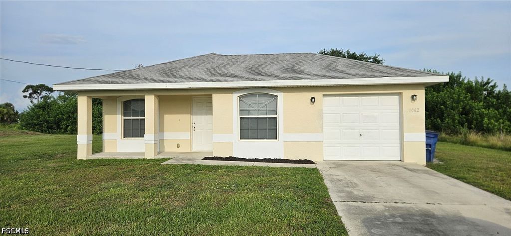 1062 Countess AVE, Lehigh Acres, FL 33974