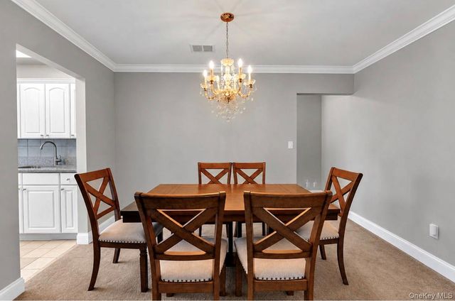 30 Pueblo Court 30, Coram, NY 11727