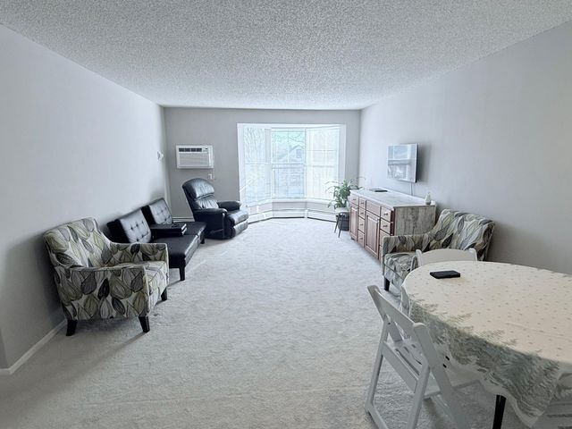 3232 Fremont Avenue N 213, Minneapolis, MN 55412