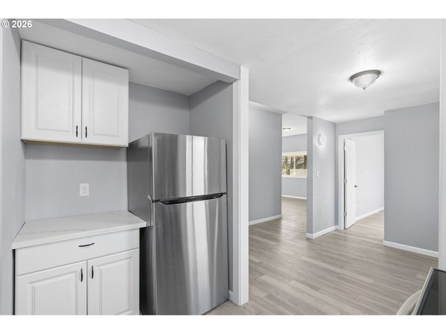 6023 N AMHERST St, Portland, OR 97203