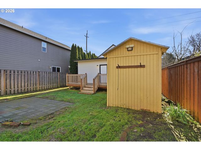 6023 N AMHERST St, Portland, OR 97203
