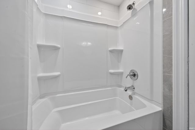 1411 N WABASH Avenue, Marion, IN 46952