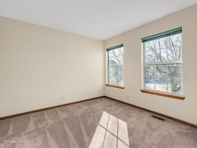 30W003 WILLOW Court 003, Warrenville, IL 60555