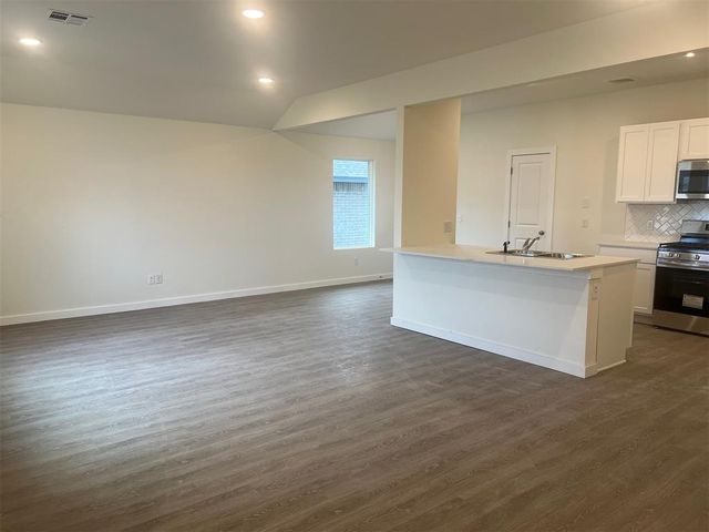 1779 SE 20th Street, Newcastle, OK 73065