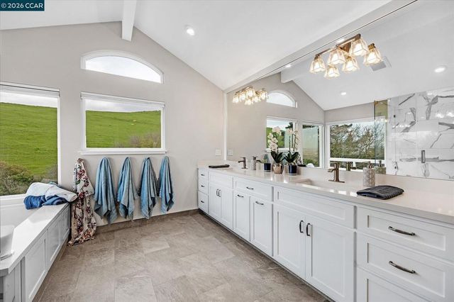 11205 11205 Creekside Ct, Dublin, CA 94568