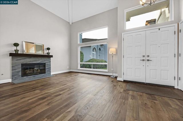 11205 11205 Creekside Ct, Dublin, CA 94568