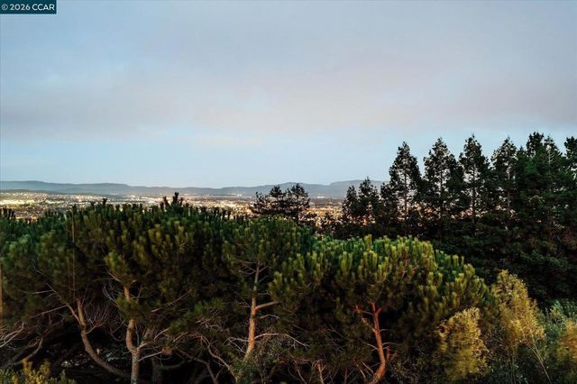 11205 11205 Creekside Ct, Dublin, CA 94568