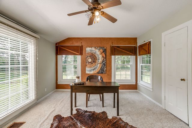 211 Silver Acres Road, Azle, TX 76020