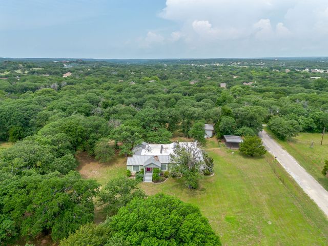 211 Silver Acres Road, Azle, TX 76020