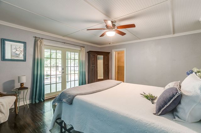 211 Silver Acres Road, Azle, TX 76020