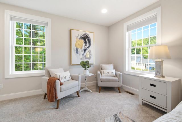 57 Hardy Road, Londonderry, NH 03053