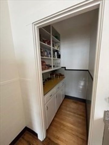 135 Prospect St 1, Waltham, MA 02453