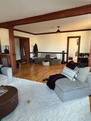 135 Prospect St 1, Waltham, MA 02453