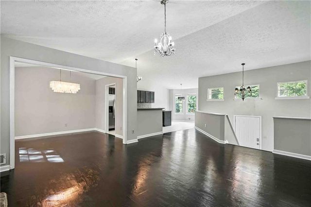 260 King William Drive, Dallas, GA 30157