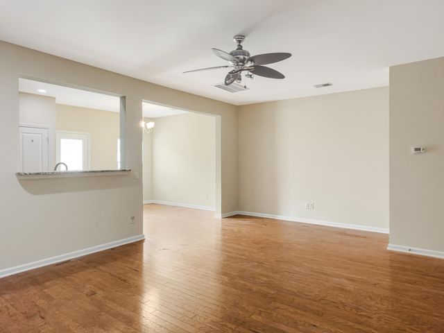 1083 Bennington Drive, Charleston, SC 29492