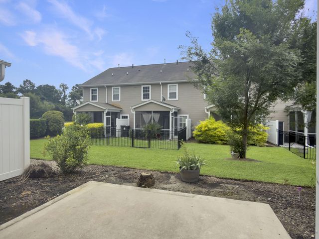 1083 Bennington Drive, Charleston, SC 29492
