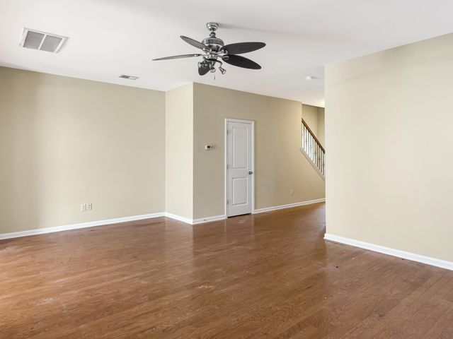 1083 Bennington Drive, Charleston, SC 29492