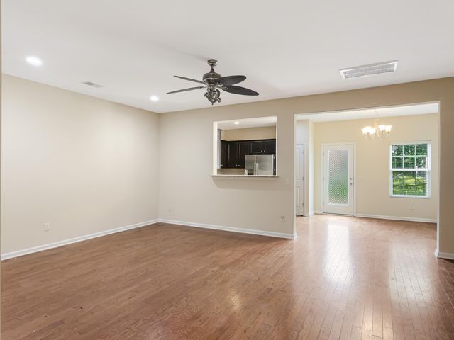 1083 Bennington Drive, Charleston, SC 29492