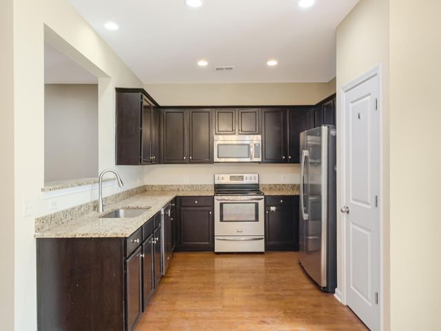 1083 Bennington Drive, Charleston, SC 29492