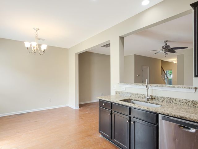 1083 Bennington Drive, Charleston, SC 29492