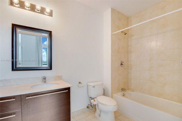 1900 N Bayshore Drive, Miami, FL 33132