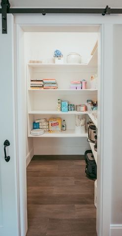 1 Proctor Street, Natick, MA 01760