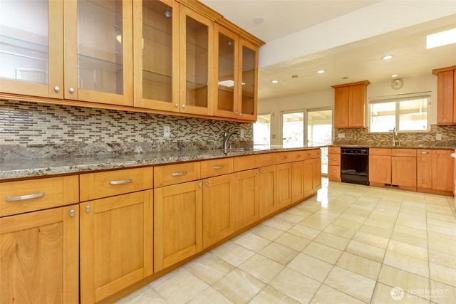 13336 35th Avenue S, Tukwila, WA 98168