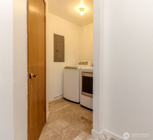13336 35th Avenue S, Tukwila, WA 98168