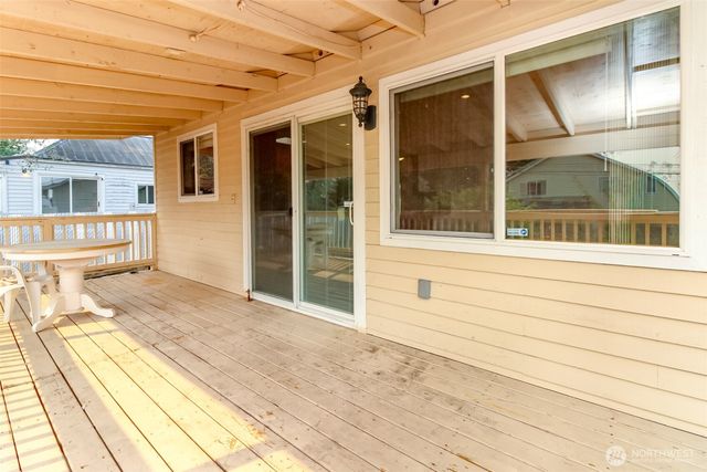 13336 35th Avenue S, Tukwila, WA 98168