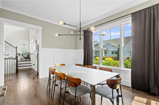 2304 Isla Run, Woodstock, GA 30188