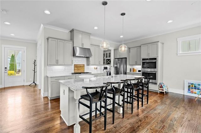 2304 Isla Run, Woodstock, GA 30188