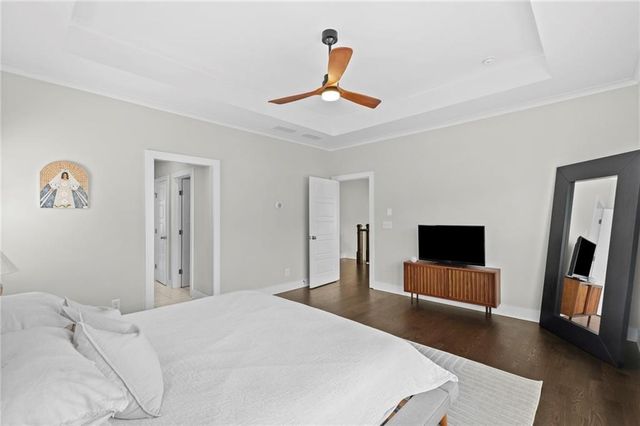 2304 Isla Run, Woodstock, GA 30188