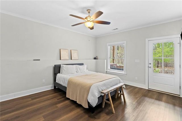 2304 Isla Run, Woodstock, GA 30188