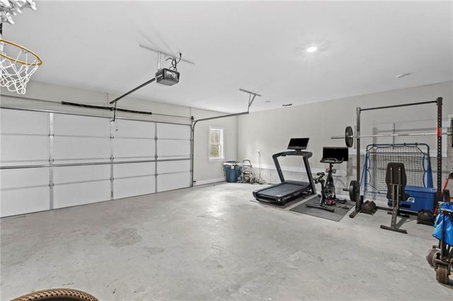 2304 Isla Run, Woodstock, GA 30188