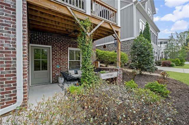 2304 Isla Run, Woodstock, GA 30188