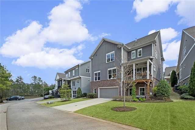 2304 Isla Run, Woodstock, GA 30188