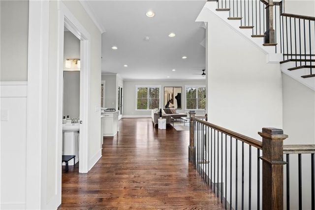 2304 Isla Run, Woodstock, GA 30188