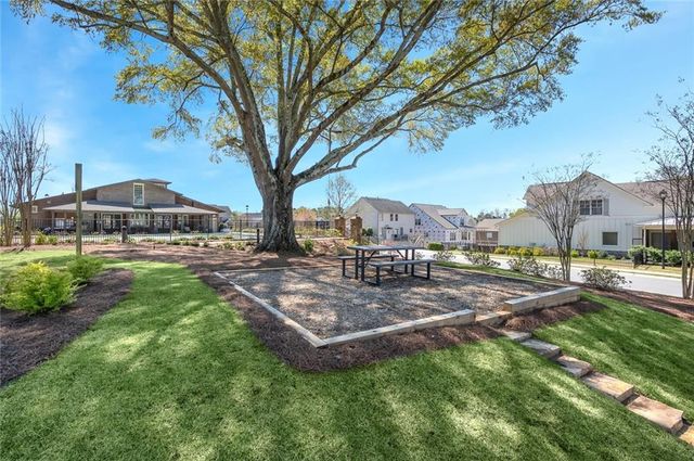 2304 Isla Run, Woodstock, GA 30188