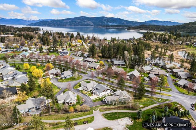 404 Lundblad PL, Dover, ID 83825