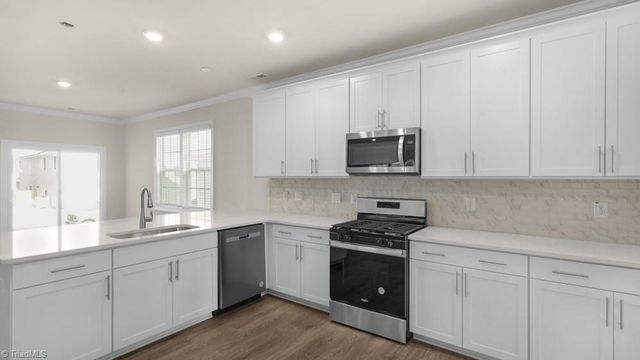 116 Harbor Hill Boulevard, Jamestown, NC 27282
