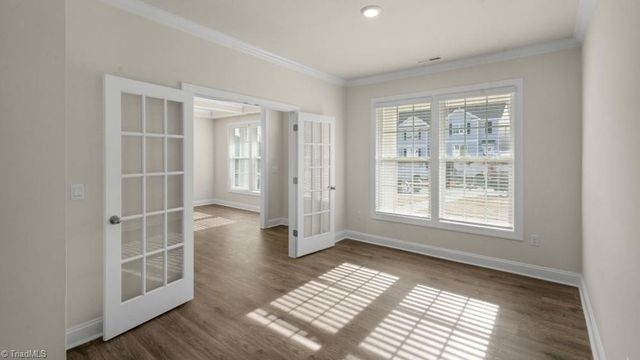 116 Harbor Hill Boulevard, Jamestown, NC 27282