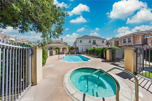 454 W Duarte D, Arcadia, CA 91007
