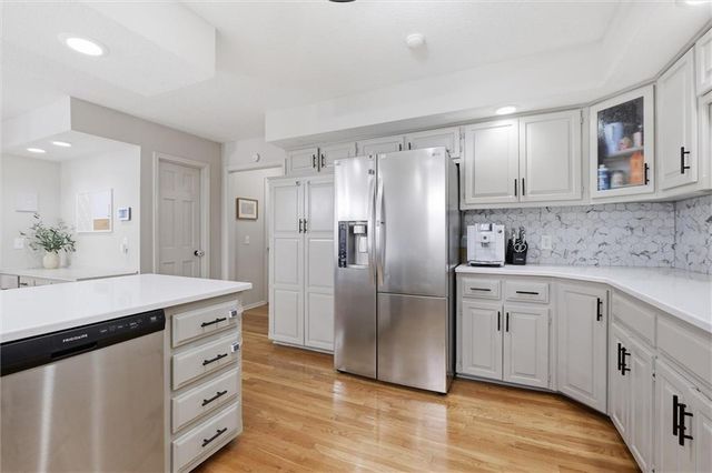 506 Kings Ridge, Liberty, MO 64068