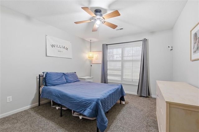 506 Kings Ridge, Liberty, MO 64068